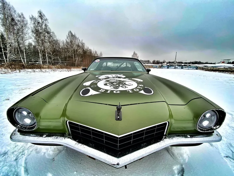 Он порвёт любого! Chevrolet Camaro 530 лошадиных сил!