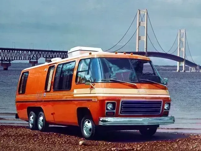 GMC Motorhome