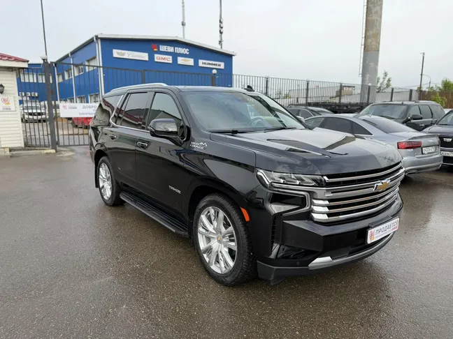 Поступление в автосалон. Chevrolet Tahoe 2022 года, HIGH COUNTRY