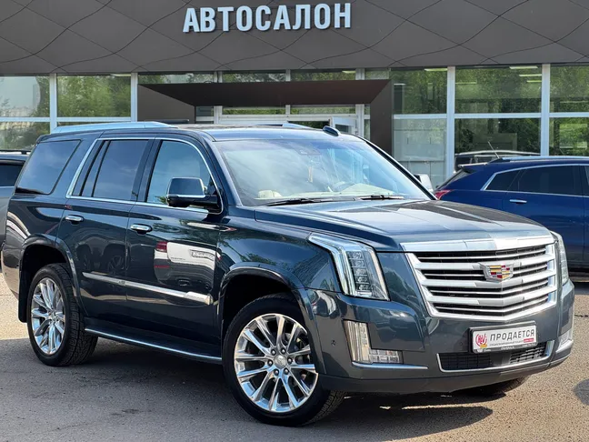 Поступление в автосалон. Cadillac Escalade 2018г.